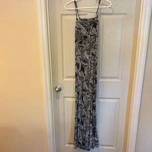Roxy Black and White Leaf Print Maxi Dress